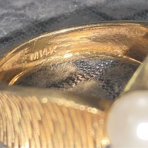 14k Pearl ring